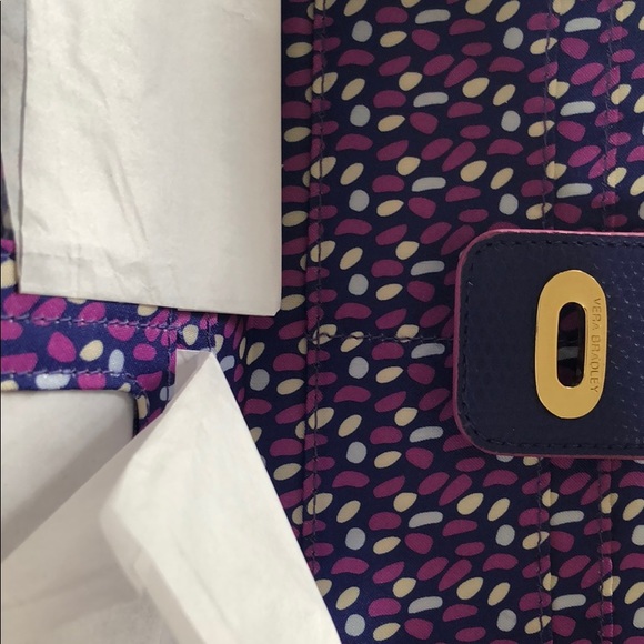 Vera Bradley zipper wallet with compartments - Picture 3 of 8